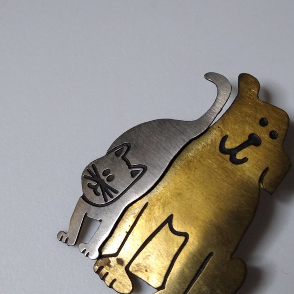 Vintage Thin Metal Dog And Cat Brooch - Picture 7 of 12